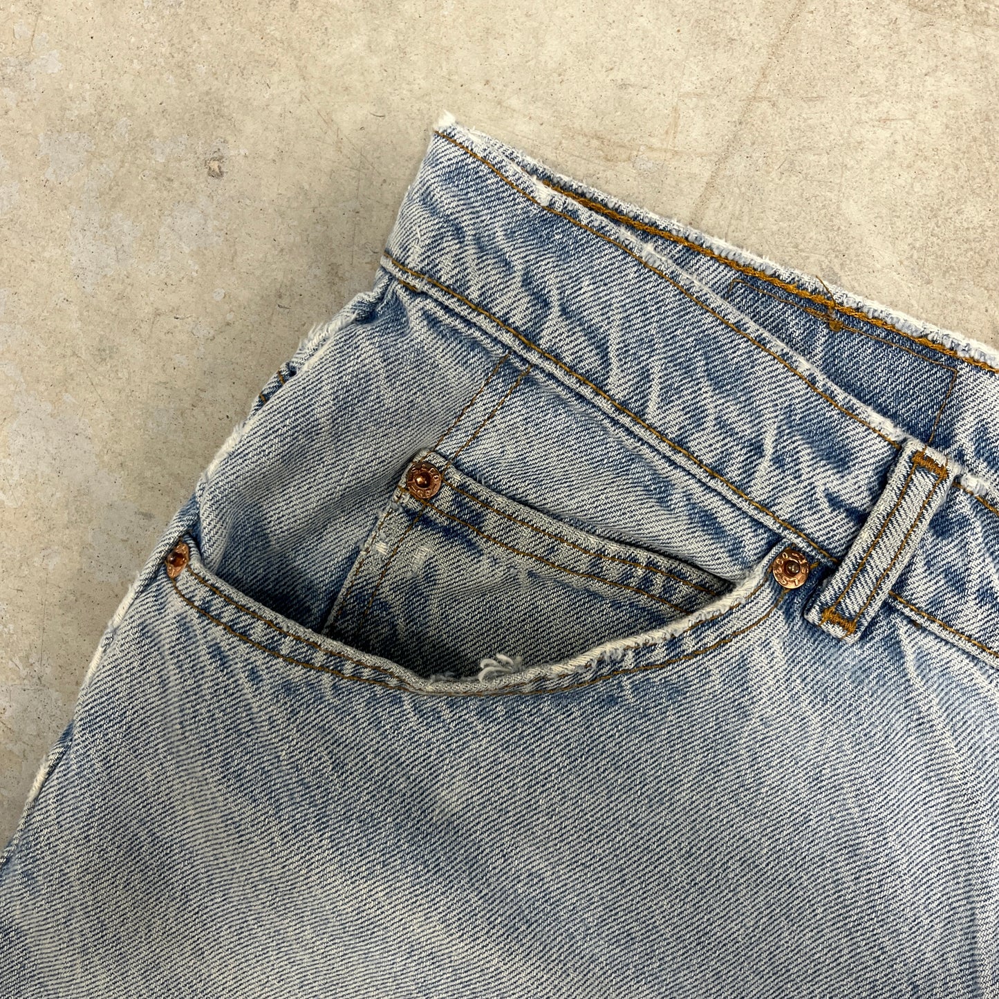 (34) Vintage Levi’s Shorts Baggy