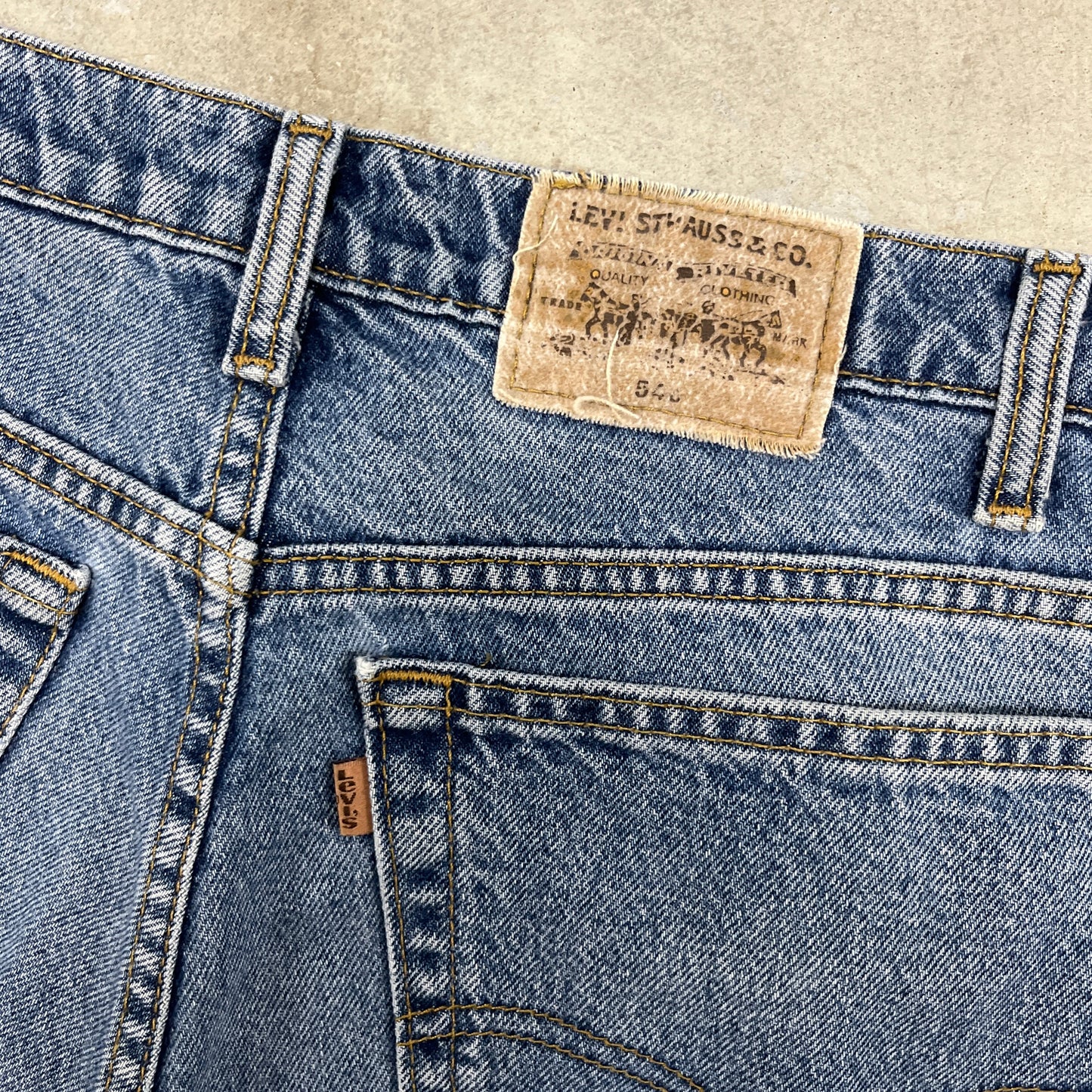 (36) Vintage Levi’s Shorts
