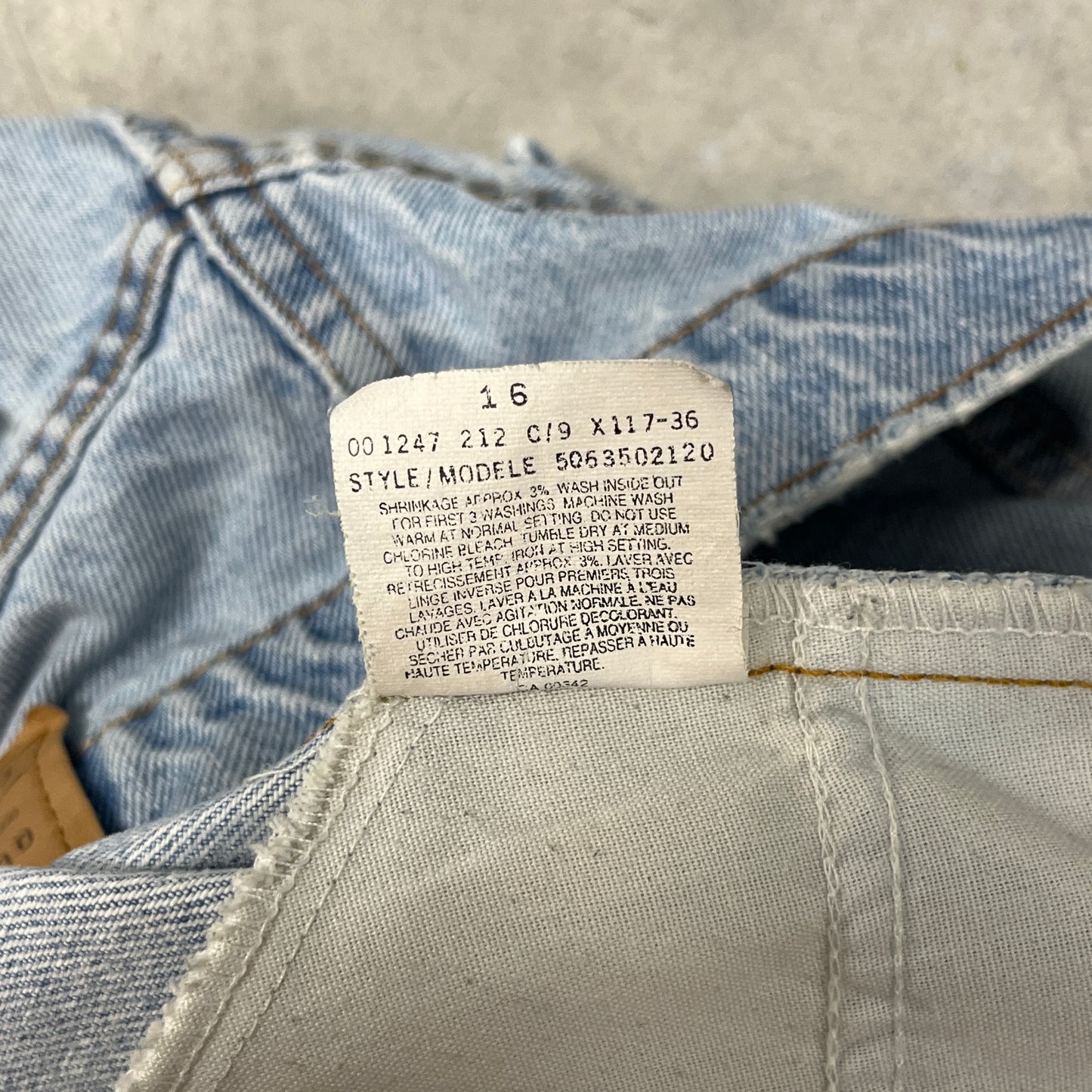 (34) Vintage Levi’s Shorts Baggy