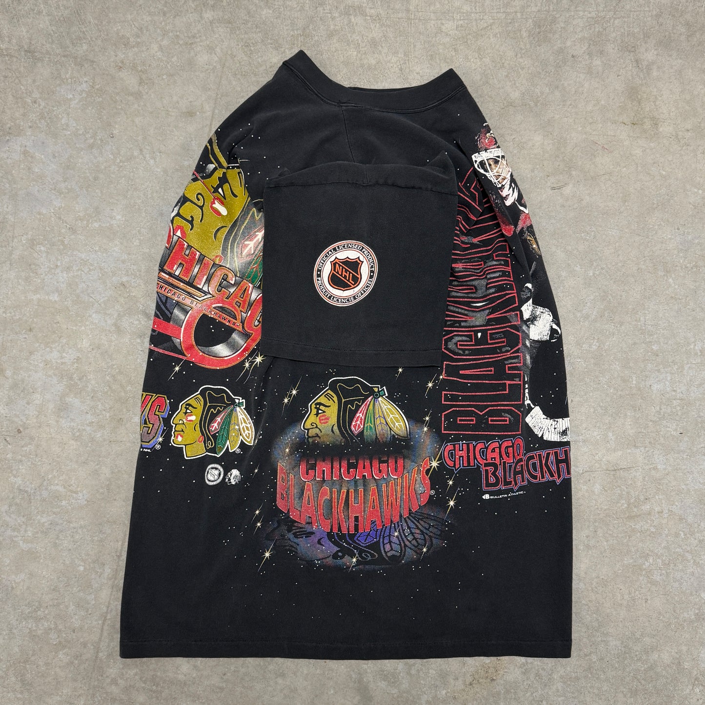 (XL) 90s Chicago Blackhawks Bulletin All Over Print Shirt