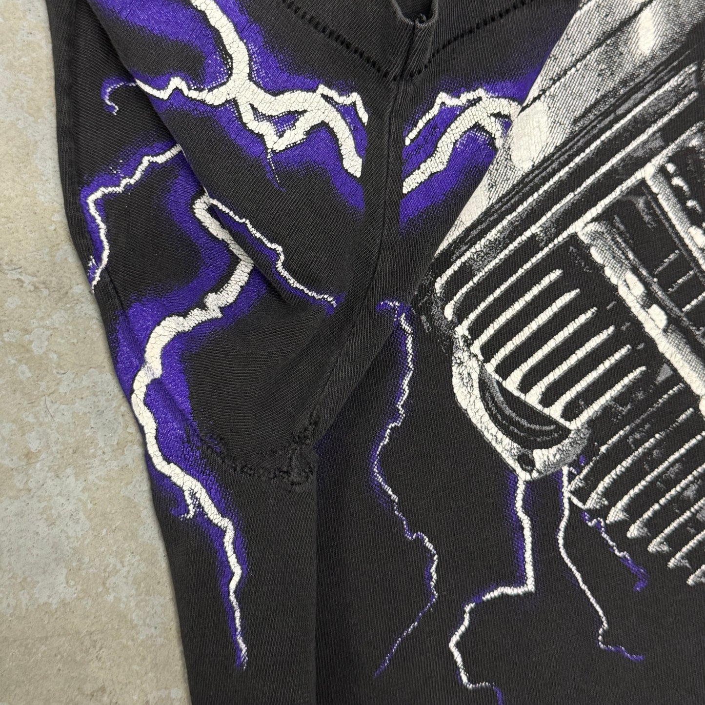 (XL) 90s Harley Davidson Thunder & Lightning AOP Shirt