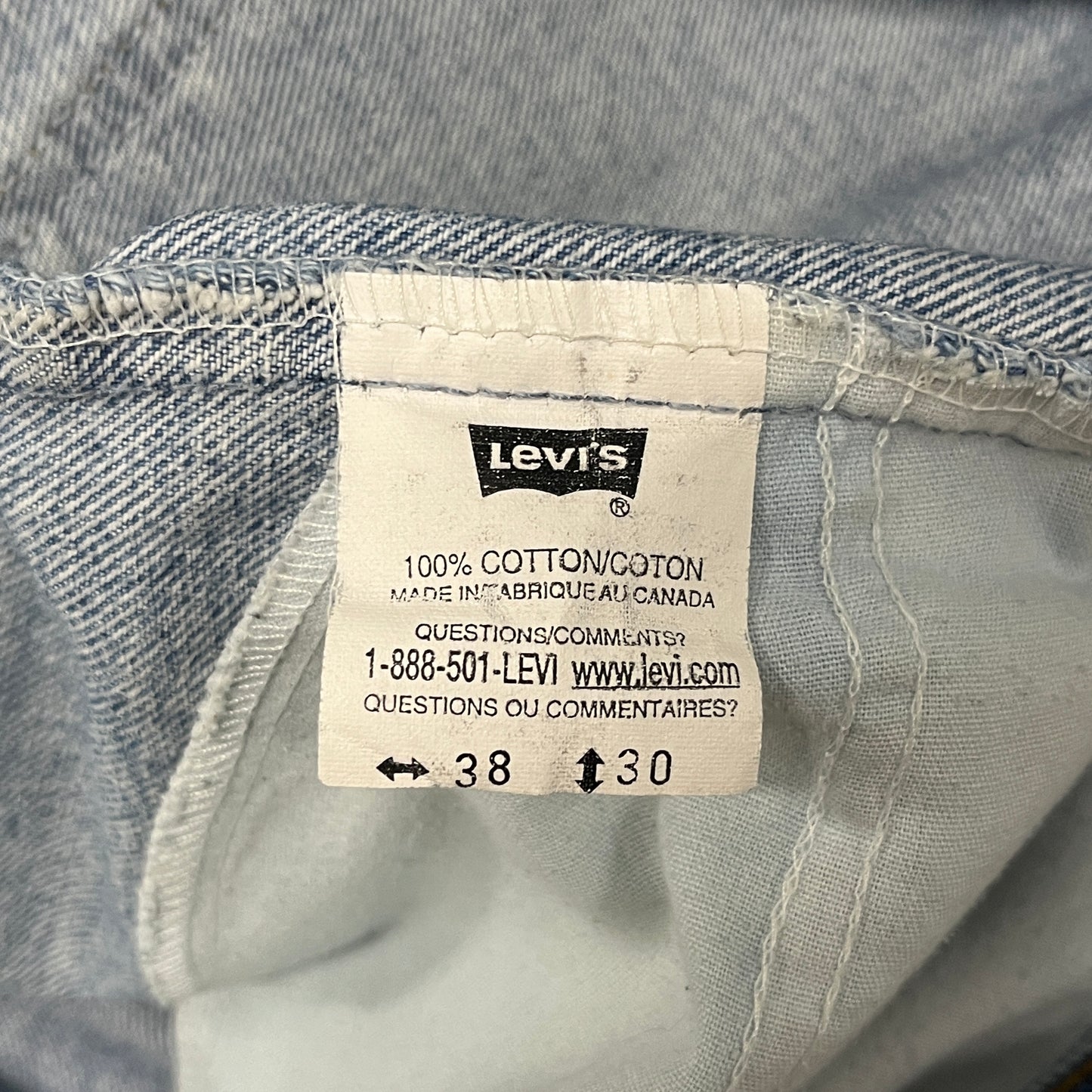 (38) Vintage Levi’s Shorts