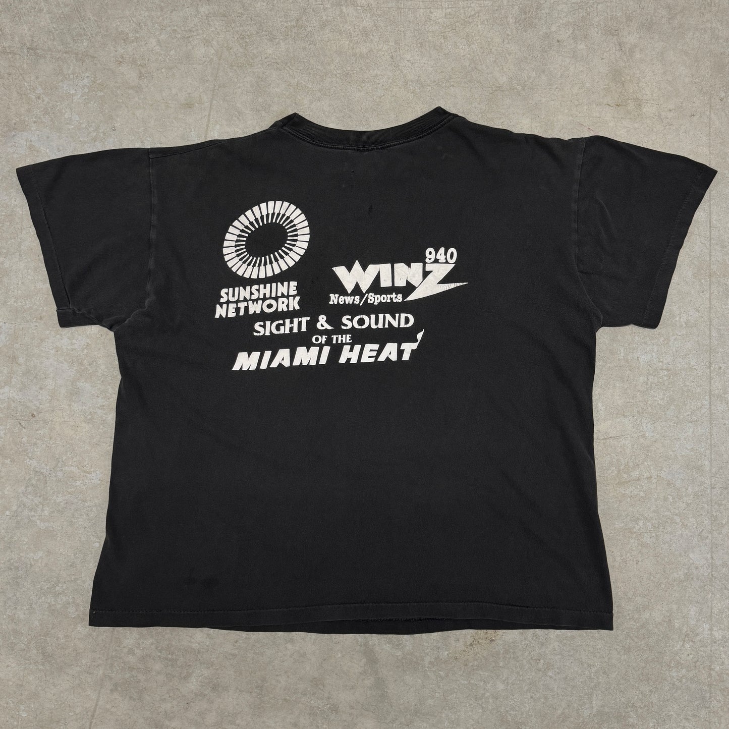 (L) 90s Miami Heat Shirt Boxy