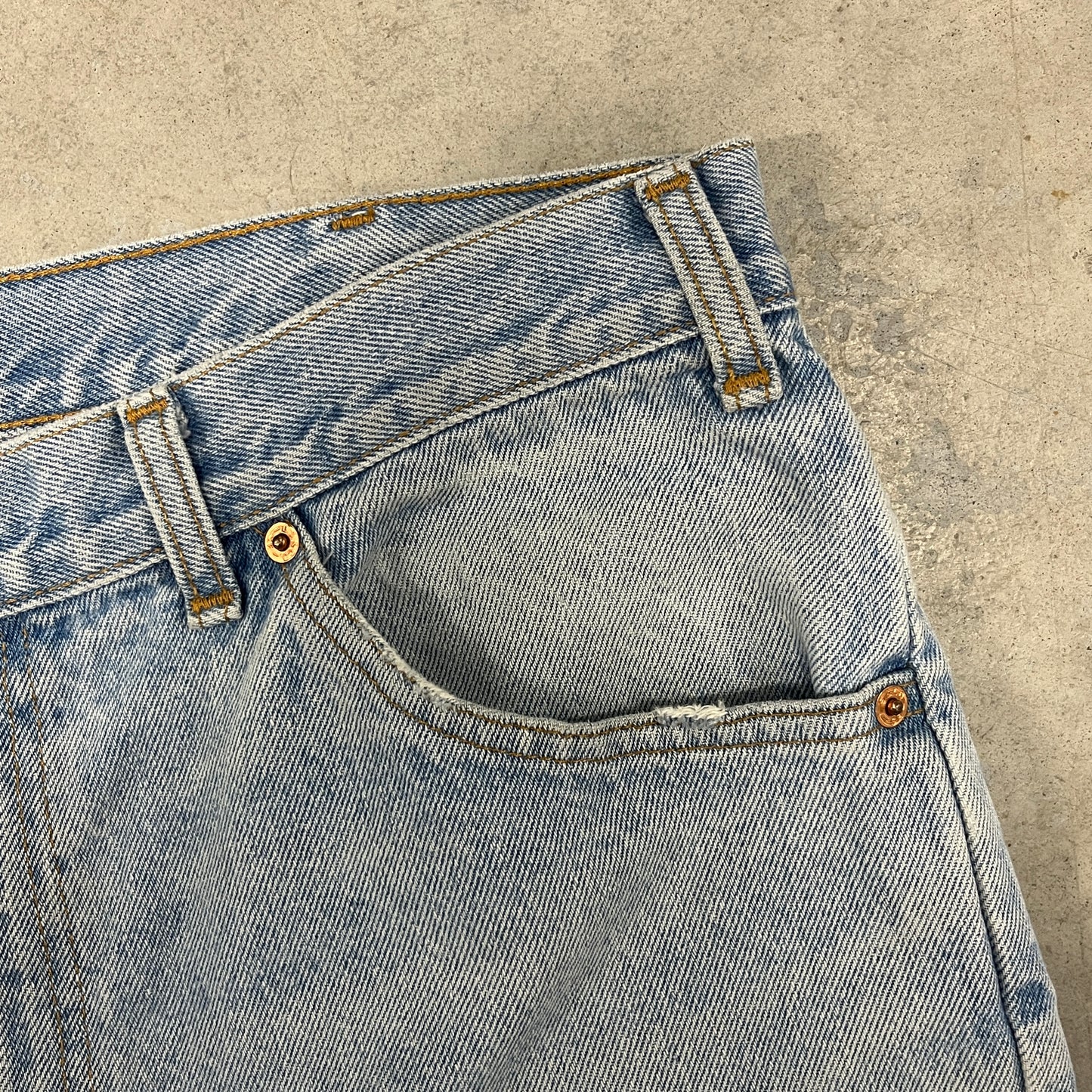 (34) Vintage Levi’s Shorts