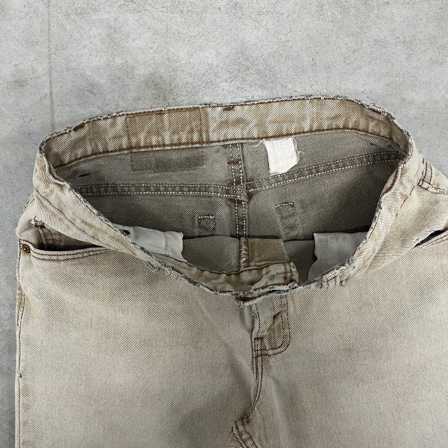 (32) Vintage Levi’s 550 Shorts