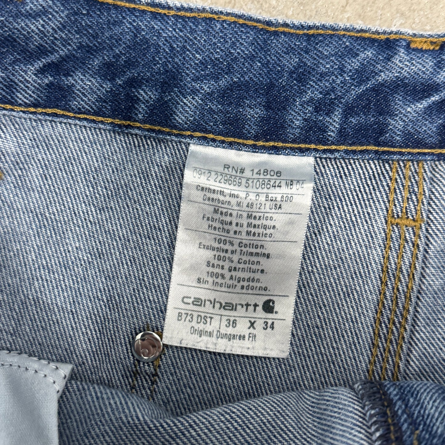 (36) Vintage Carhartt Double Knee Shorts