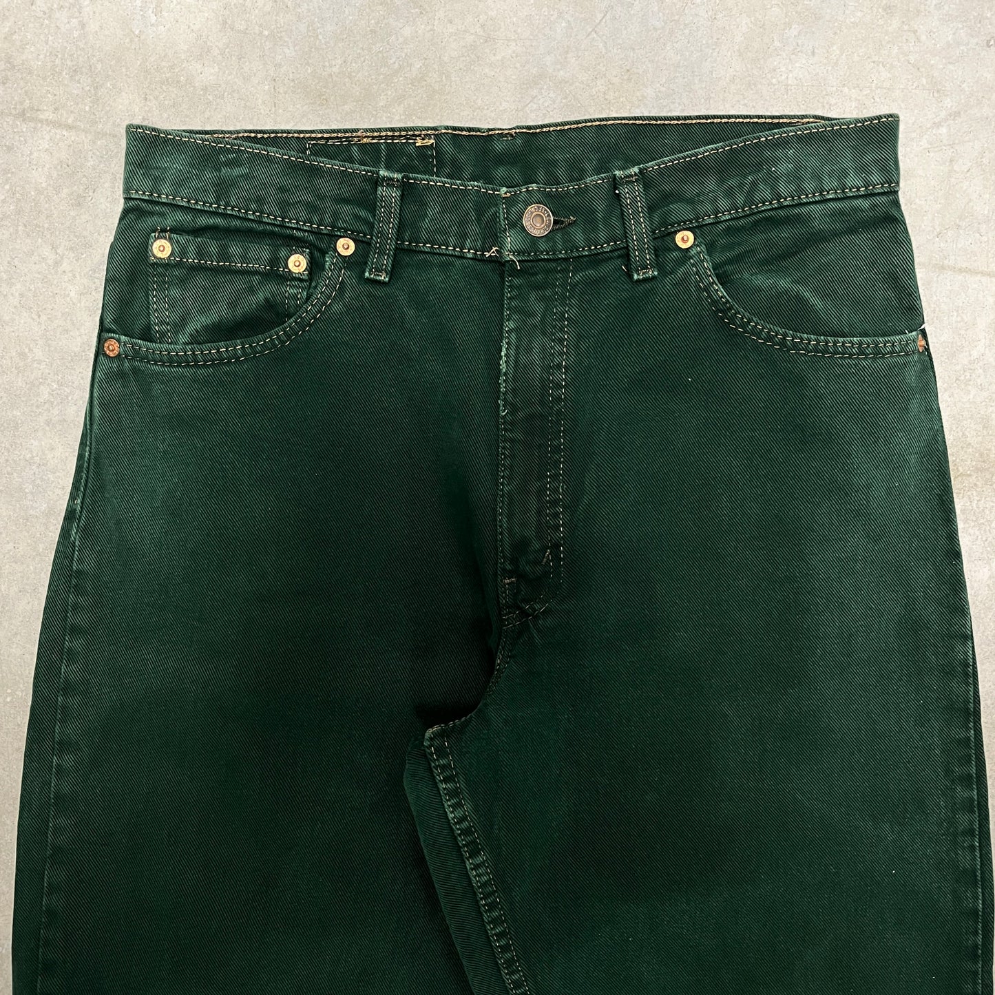 (34) Vintage Levis 550 Jeans