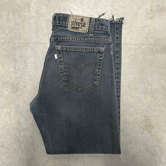 (32) Vintage Levis Silvertab Jeans
