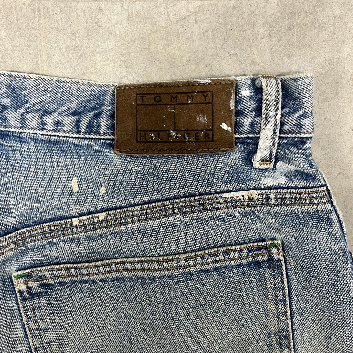(32) Vintage Tommy Jean Shorts