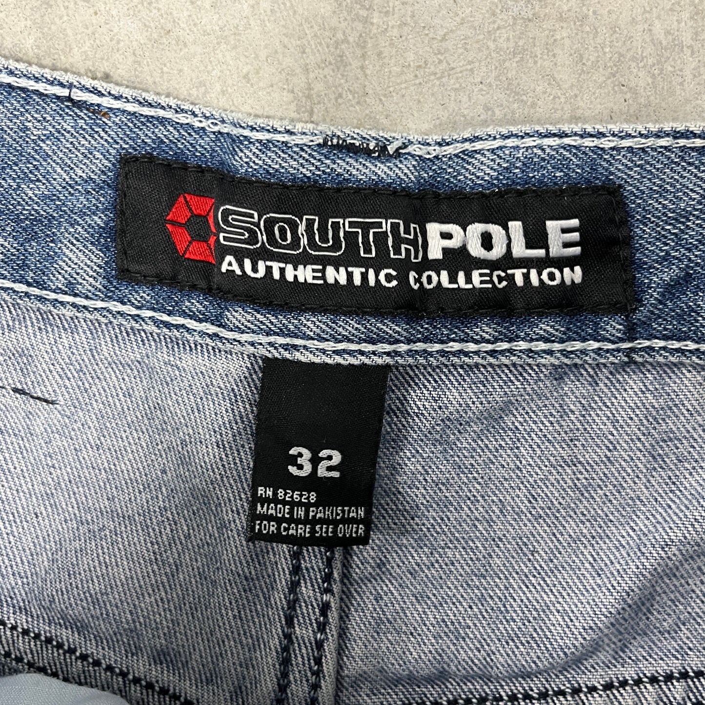 (32) Vintage Southpole Jean Shorts