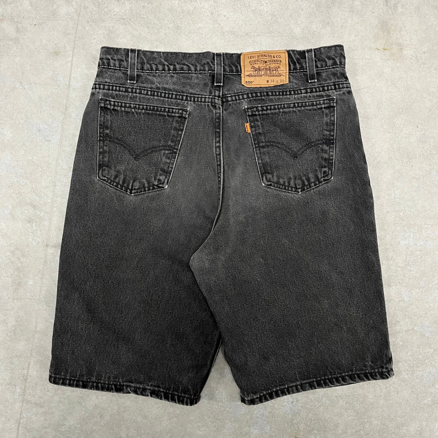 (34) Vintage Levis Jean Shorts