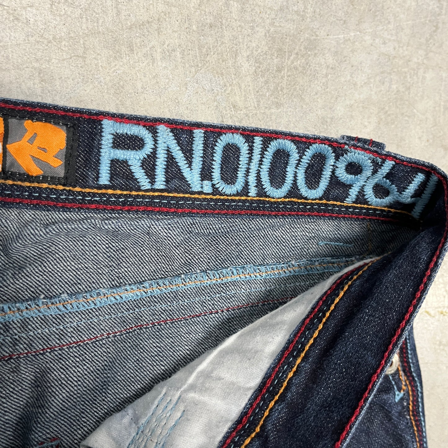 (32) Vintage Akademiks Jean Shorts Y2K