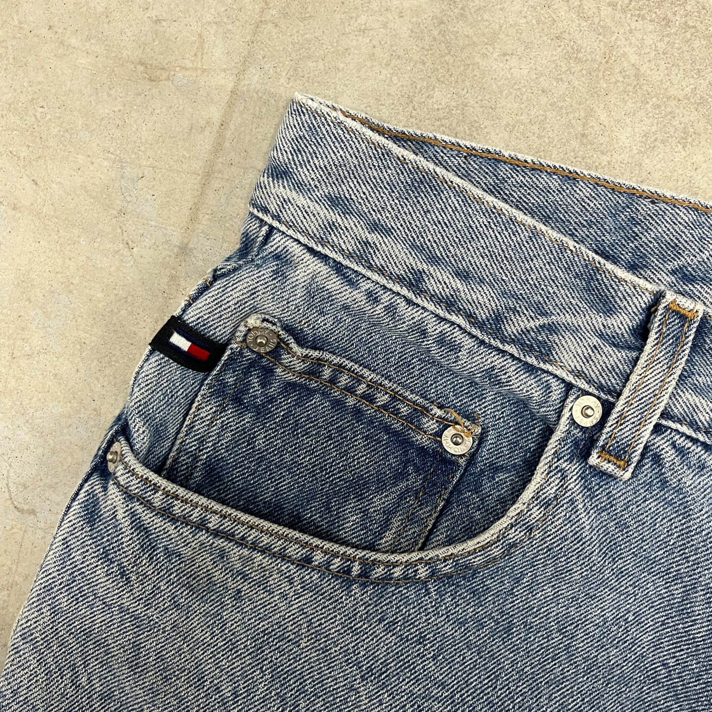 (32) Vintage Tommy Jean Shorts