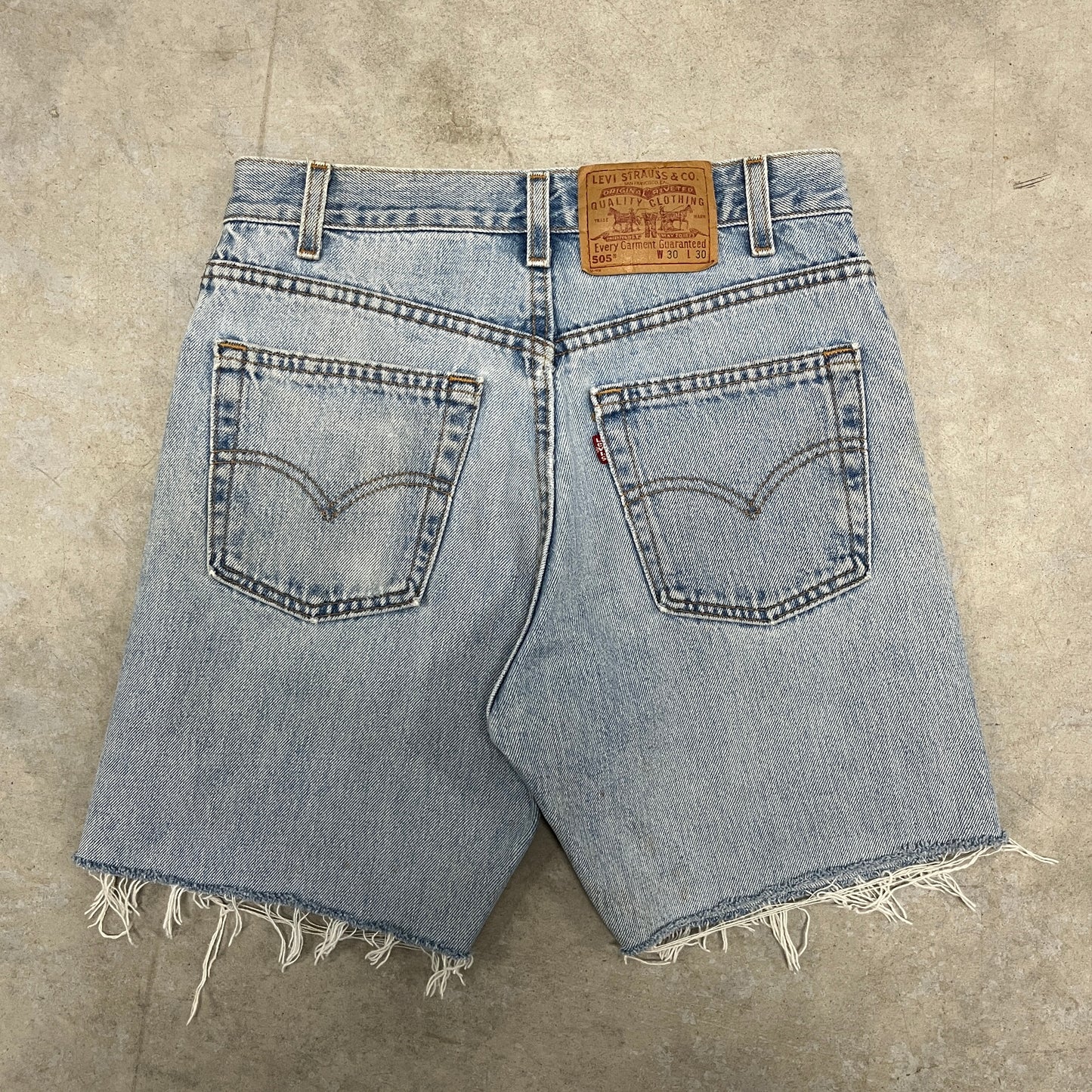 (30) Vintage Levis 505 Jean Shorts