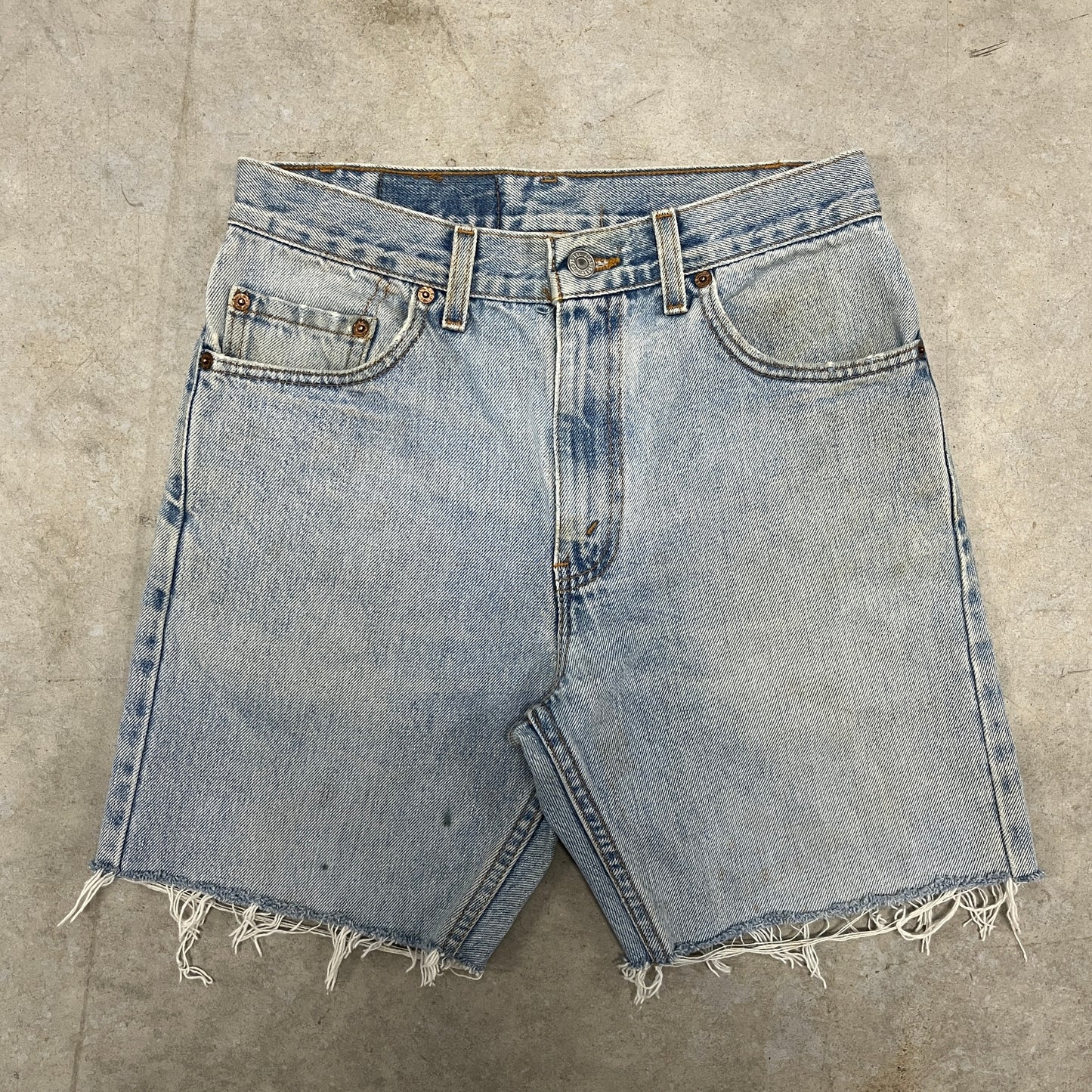 (30) Vintage Levis 505 Jean Shorts