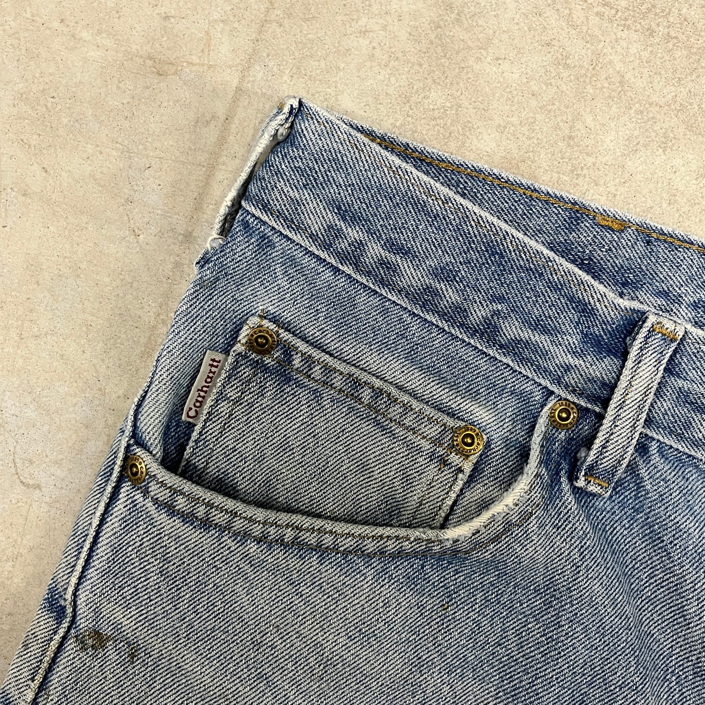 (38) Vintage Carhartt Jean Shorts
