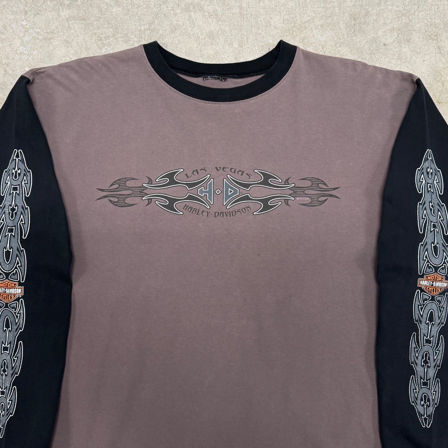 (XL) Vintage Harley Davidson Tribal Longsleeve