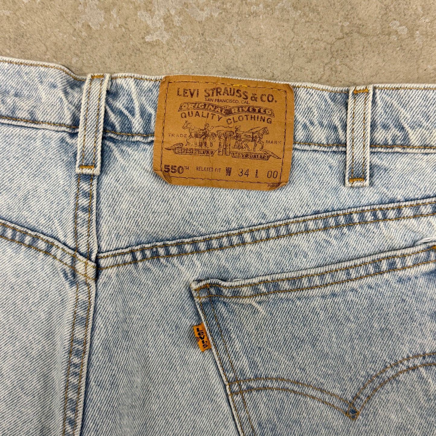(34) Vintage Levi’s Orange Tab Jean Shorts