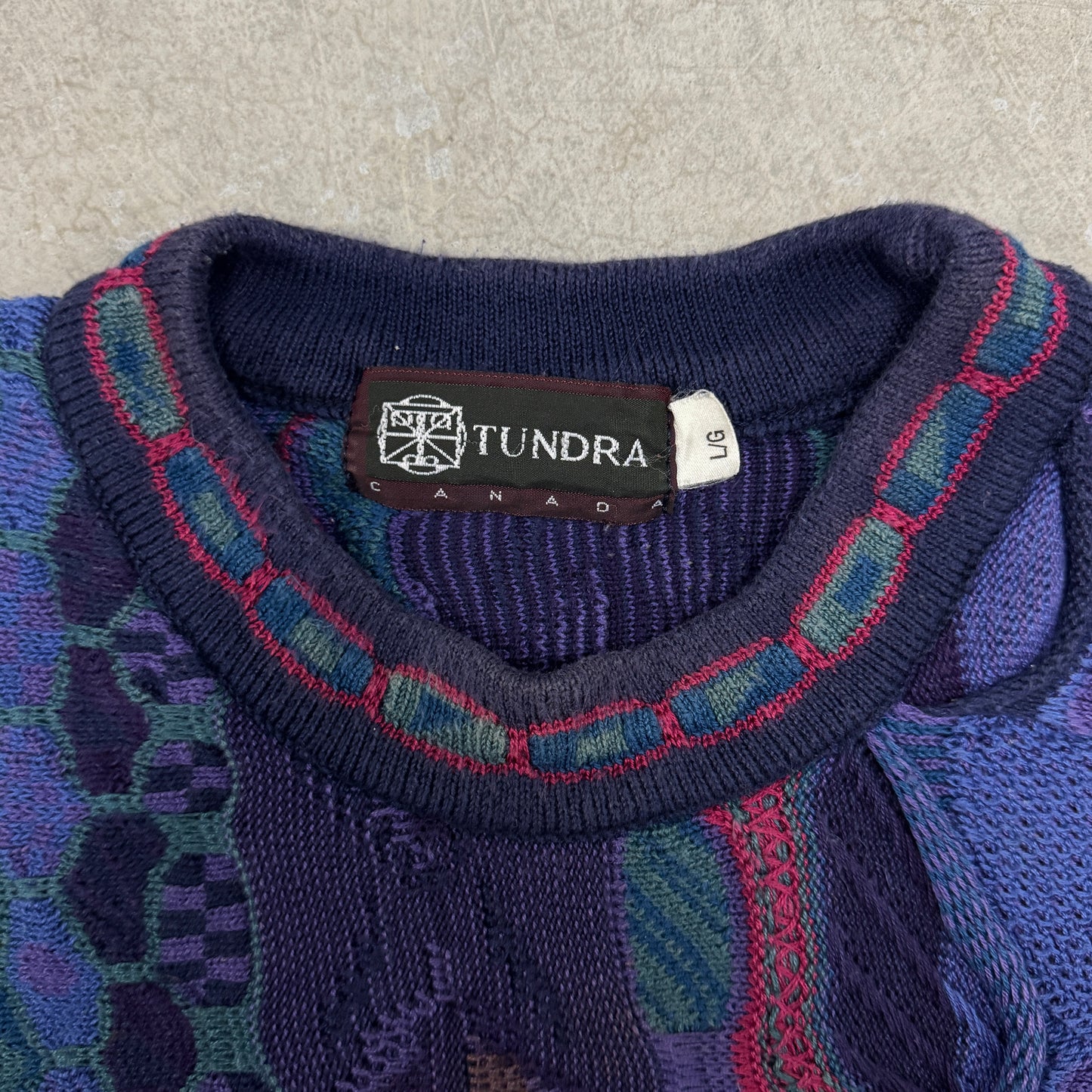 (L) Vintage Tundra 3D Knit Sweater