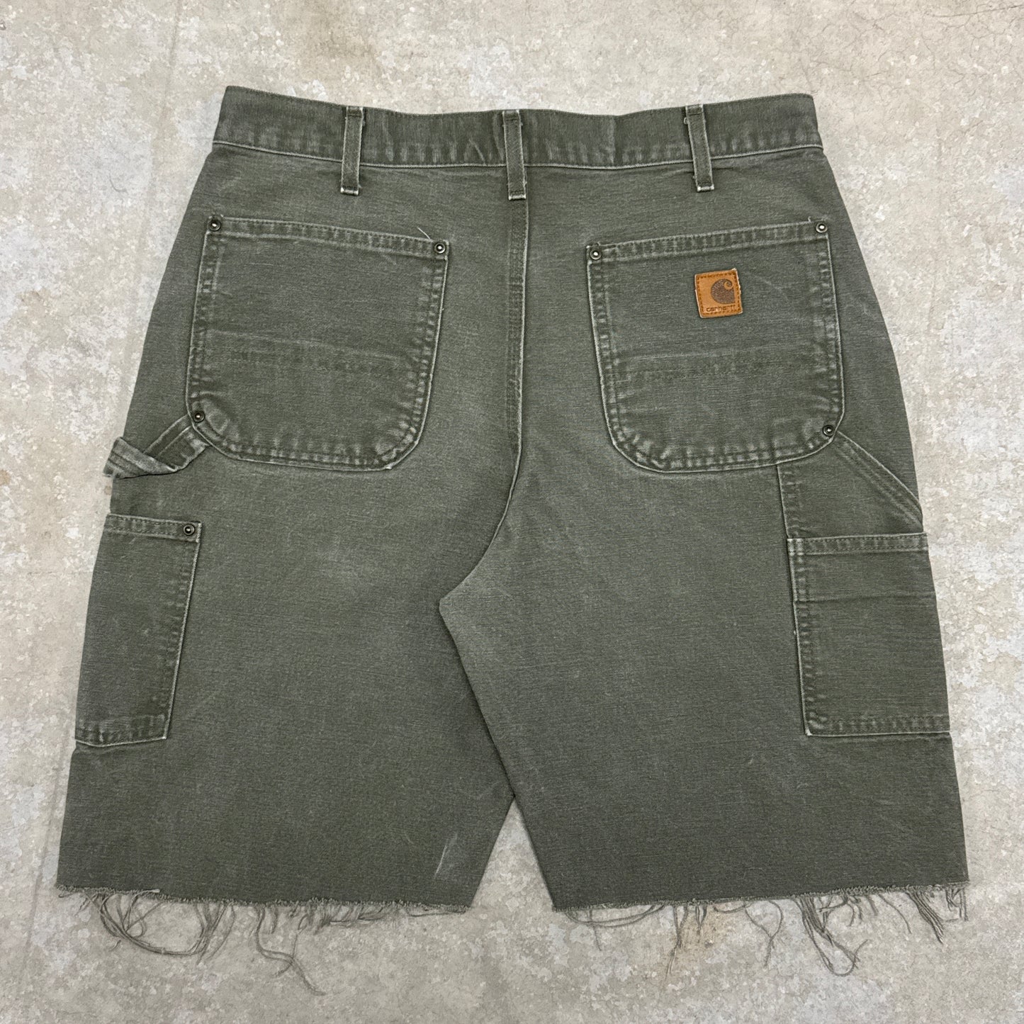 (34) Vintage Carhartt Double Knee Shorts