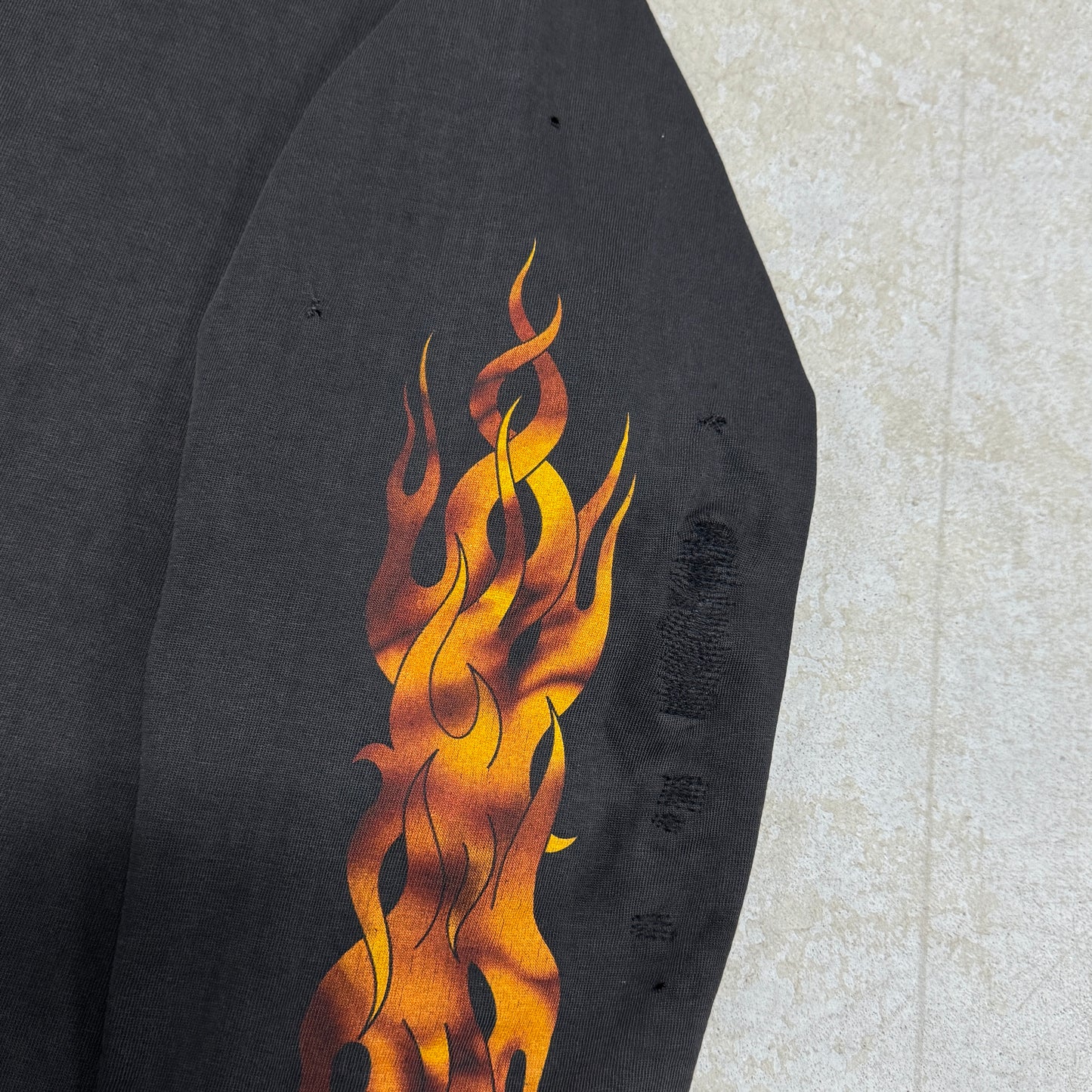 (L) 1999 Harley Davidson Flame Longsleeve Australia