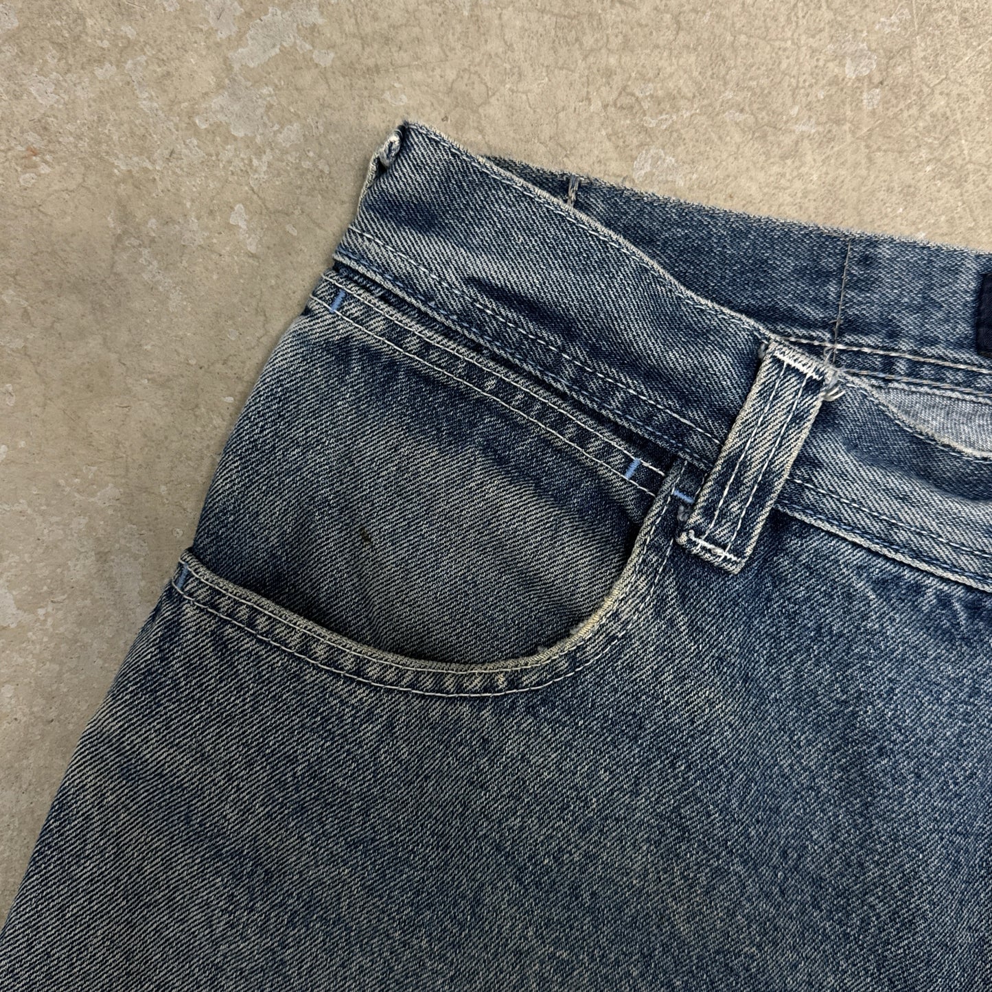(34) Vintage Clench Jean Shorts
