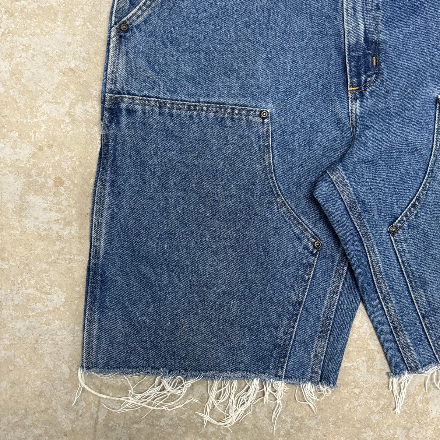 (36) Vintage Carhartt Double Knee Shorts