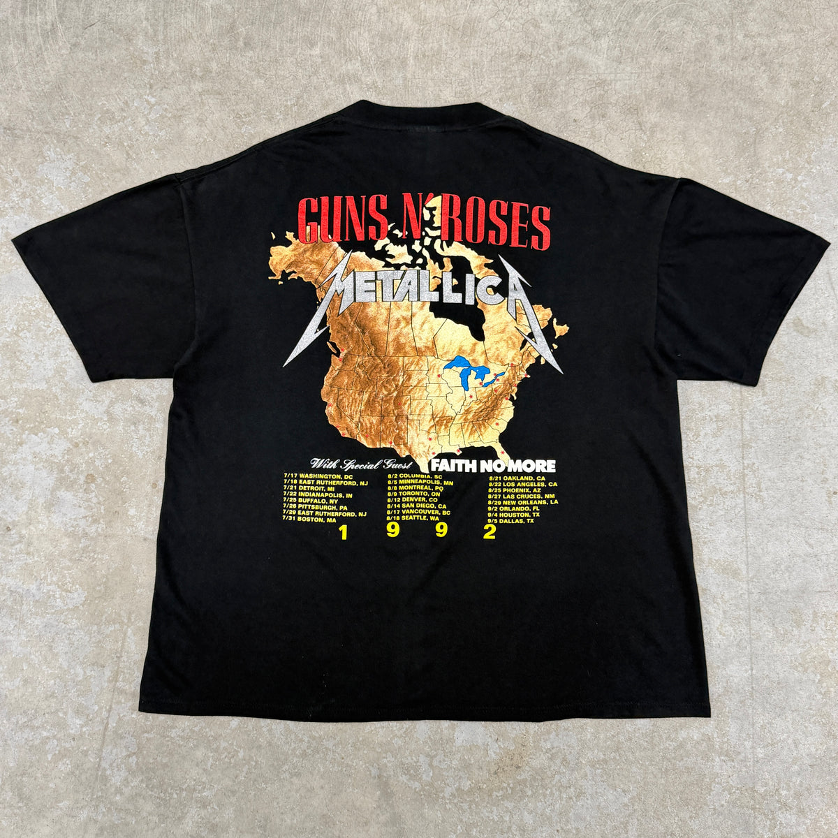 (XL) 1992 Metallica Guns N’ Roses Shirt