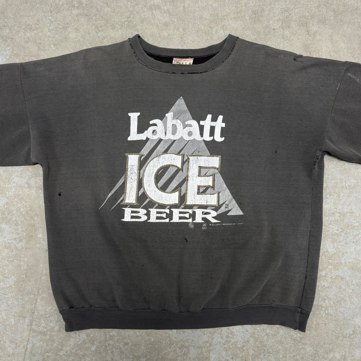 (L) 90s Labatt ICE Beer Crewneck Faded Distressed