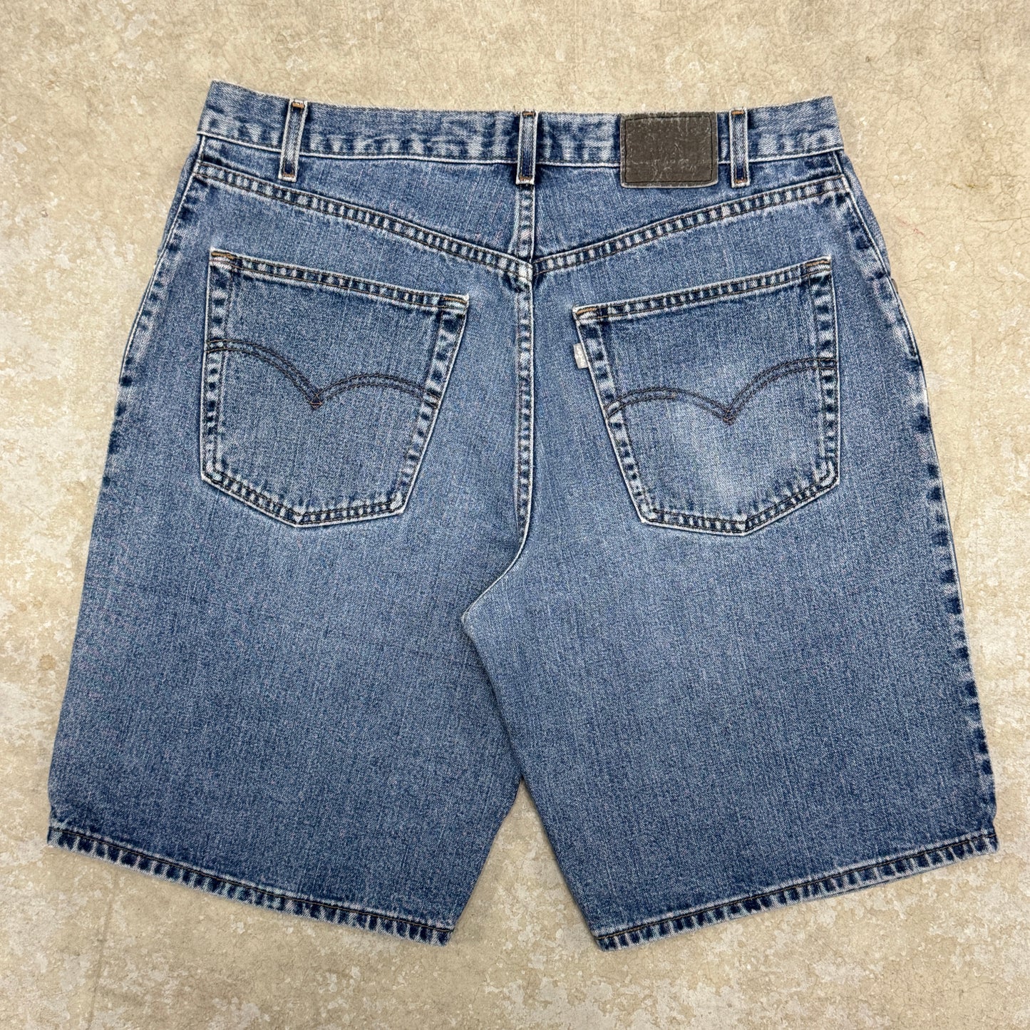 (36) Vintage Levi’s Silver Tab Jean Shorts