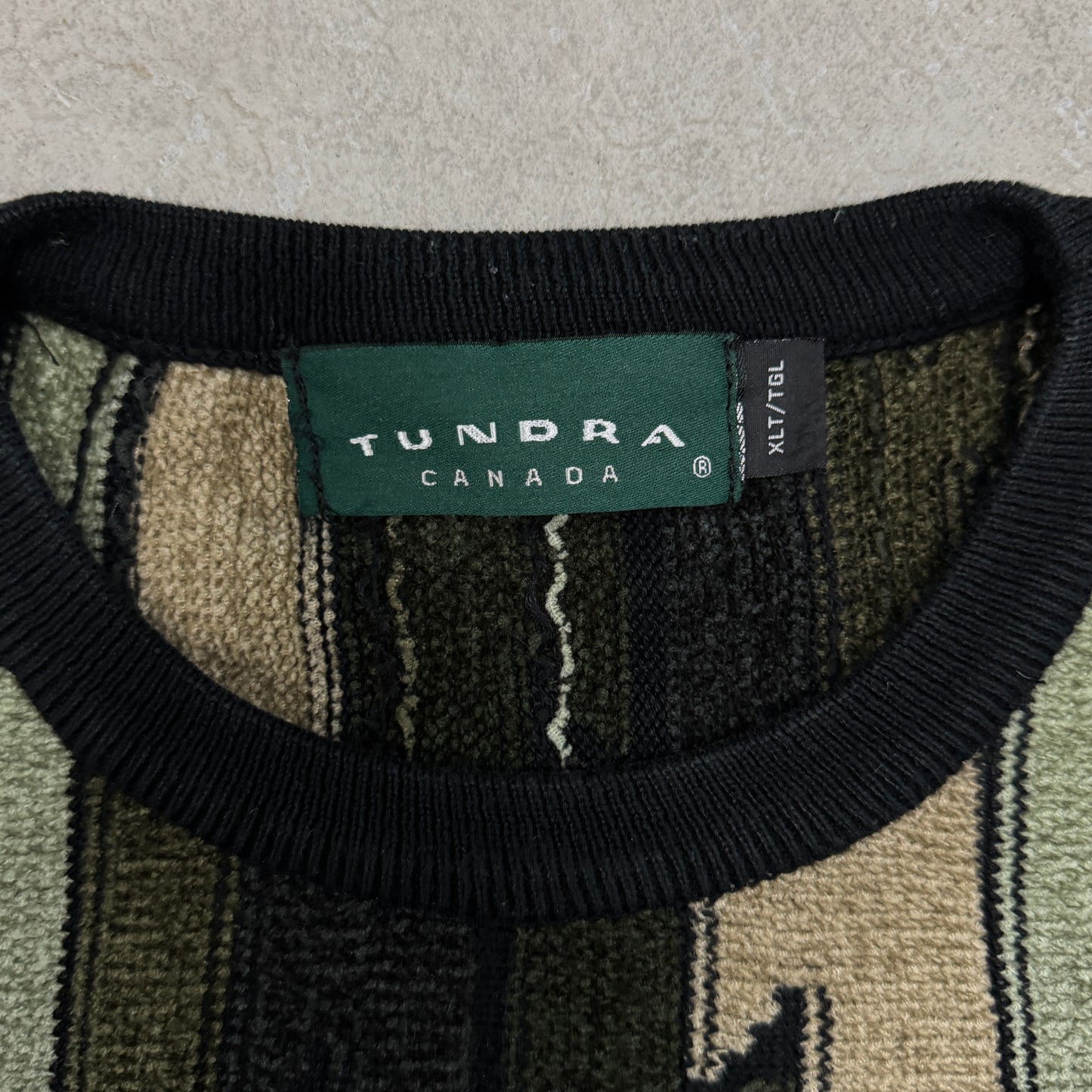 (XL) Vintage Tundra Sweater