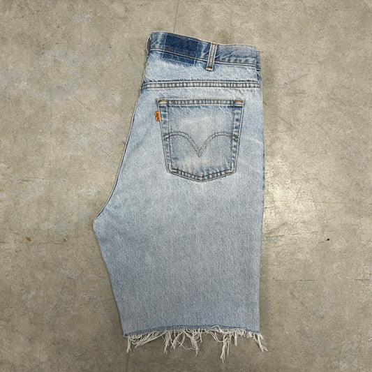 (34) Vintage Levi’s Shorts
