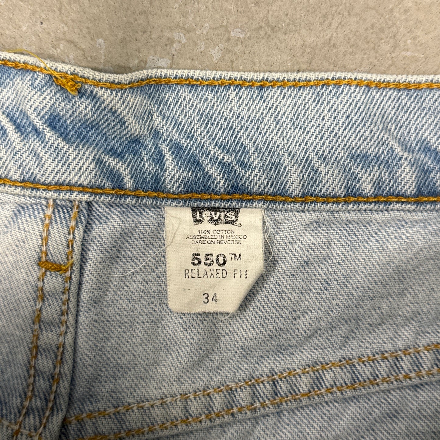 (34) Vintage Levi’s Orange Tab Jean Shorts