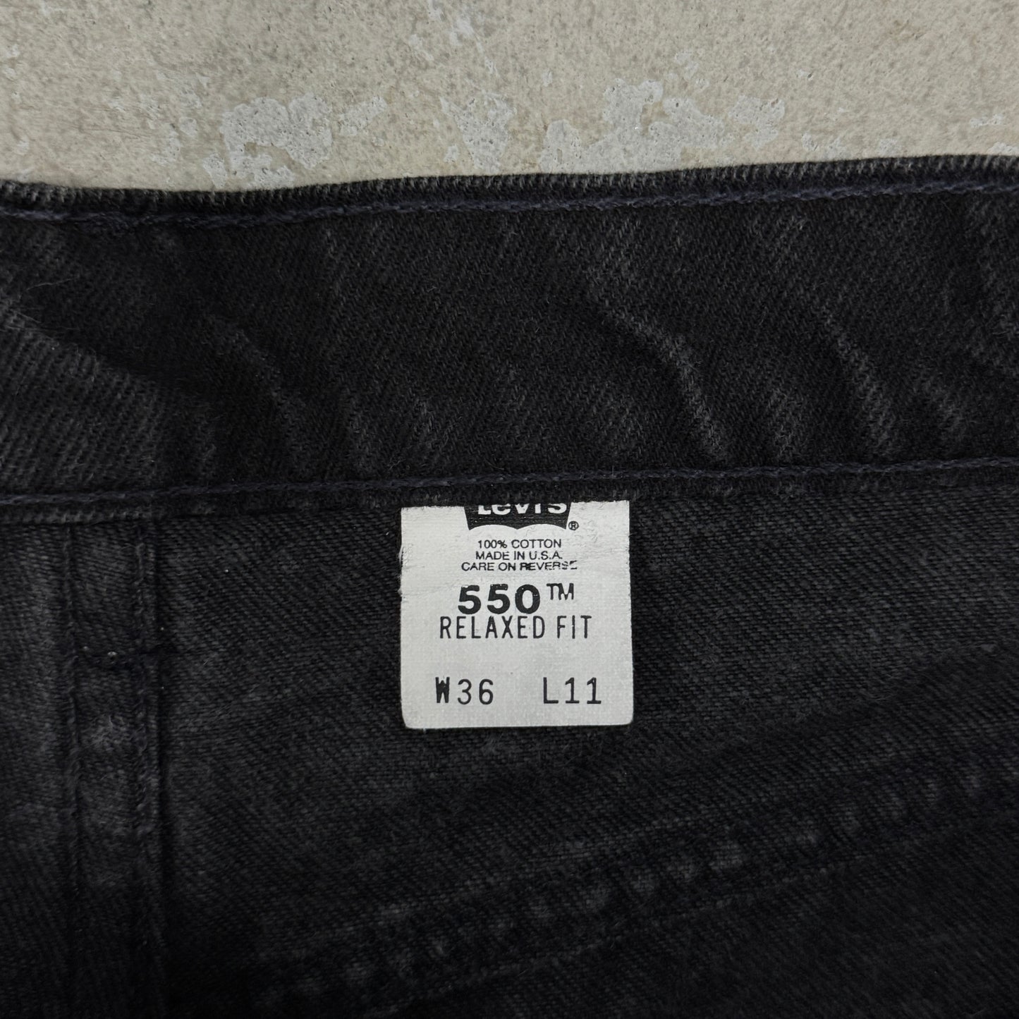 (34) Vintage Levi’s Jean Shorts