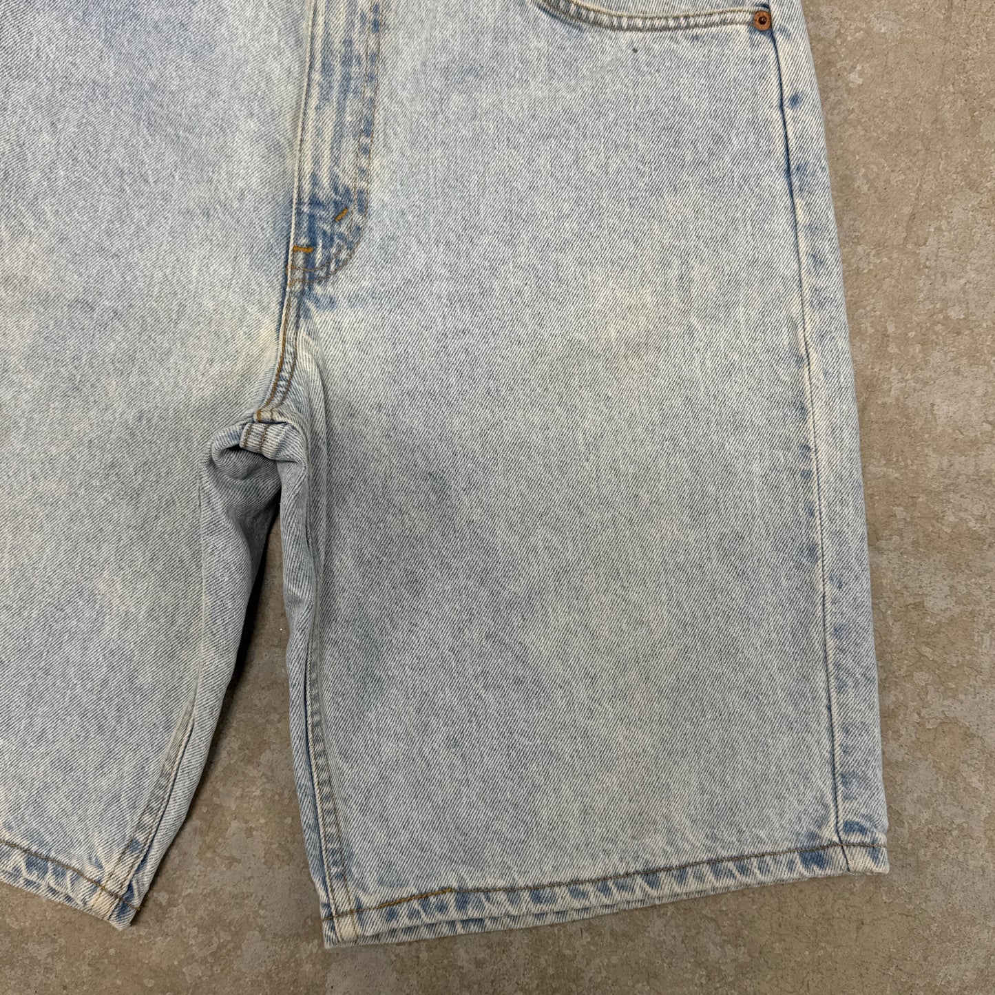 (34) Vintage Levi’s Orange Tab Jean Shorts