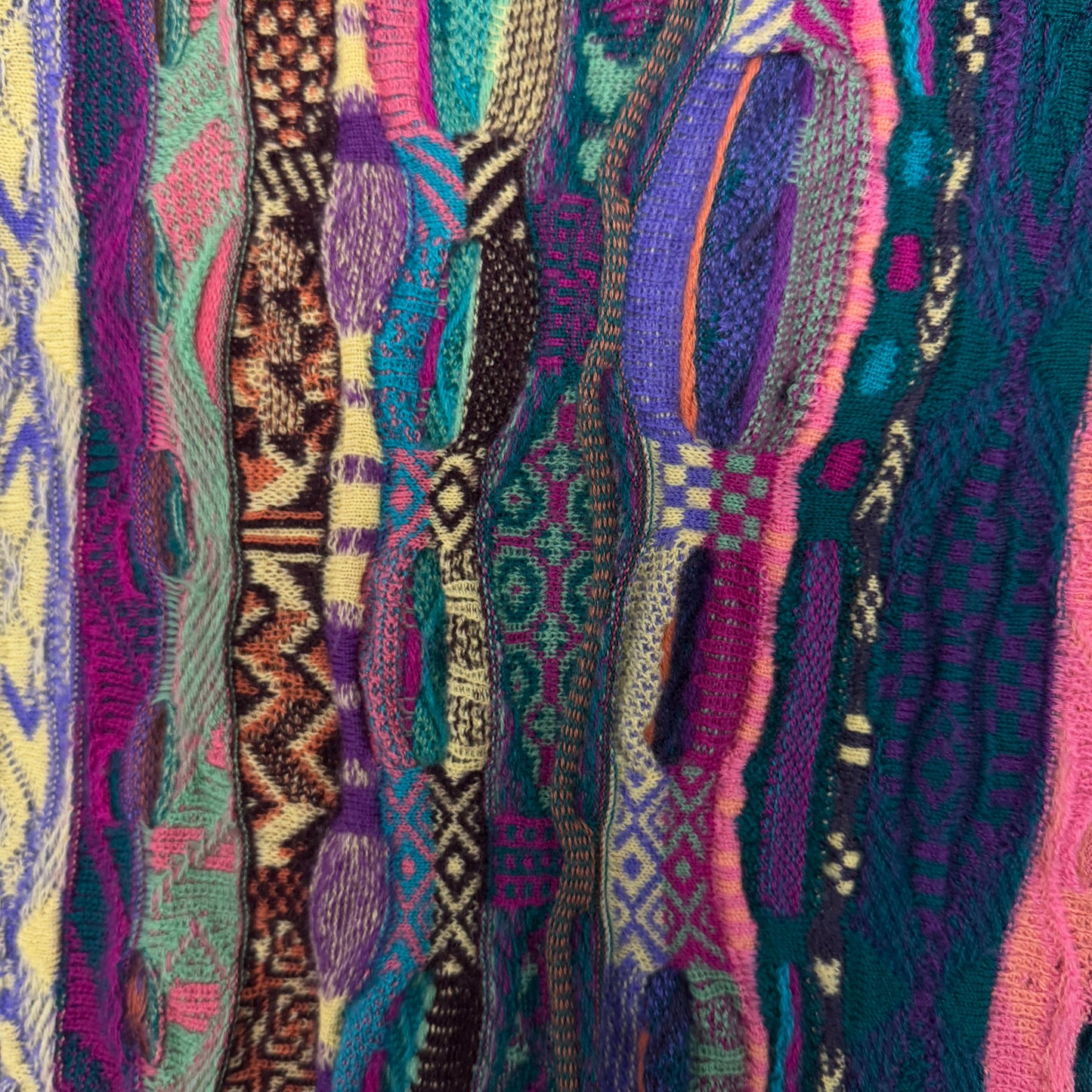 (M/L) 90s Coogi Knit Sweater