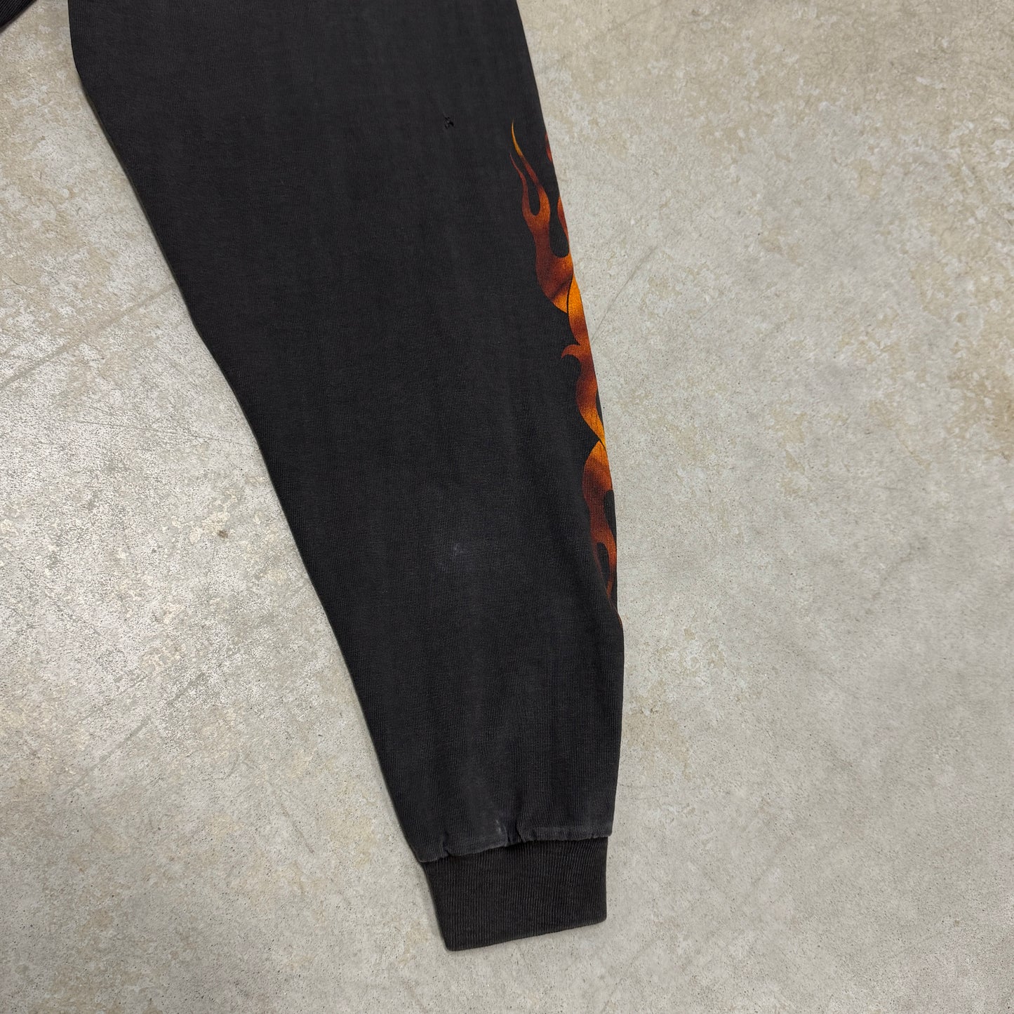 (L) 1999 Harley Davidson Flame Longsleeve Australia