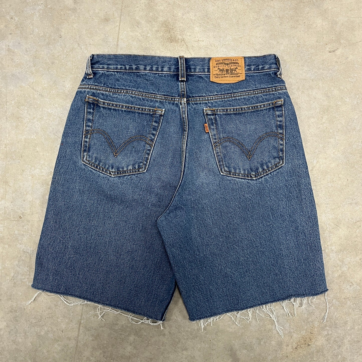 (32) Vintage Levi’s Shorts