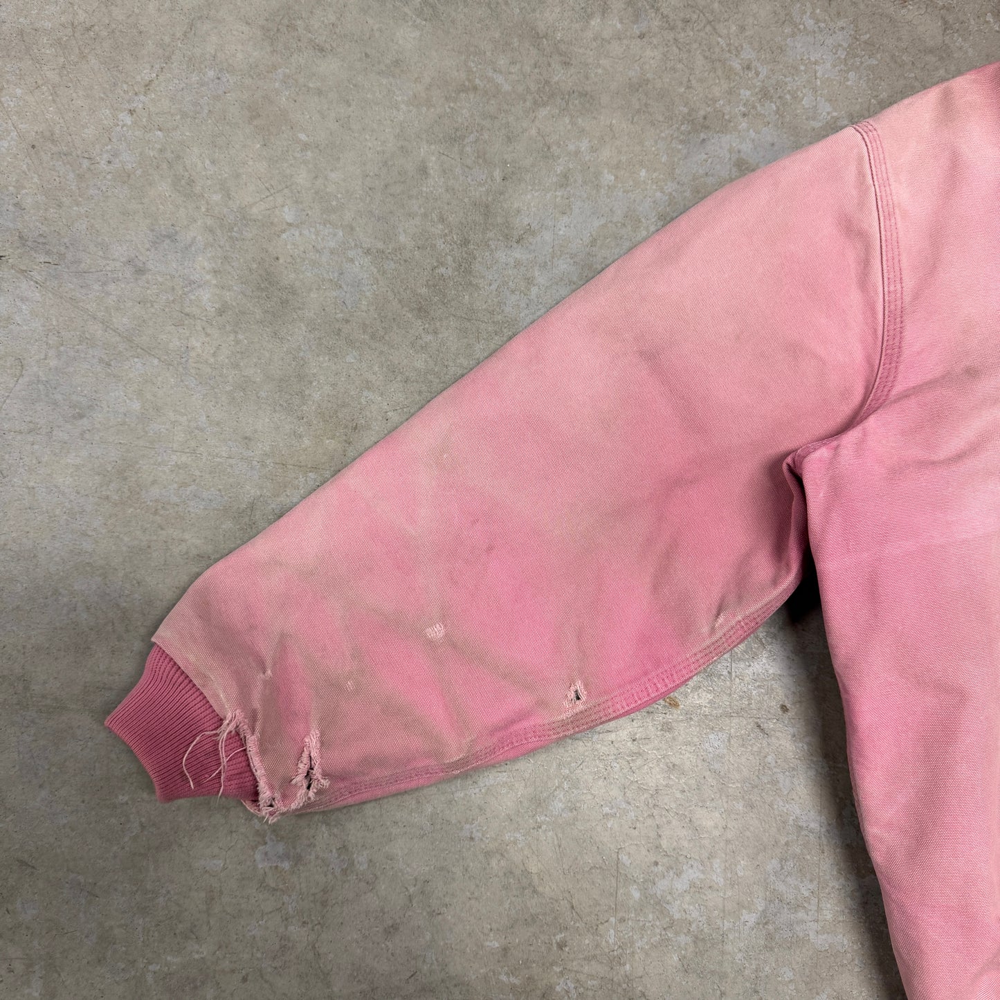 (M) Distressed Vintage Carhartt Jacket Pink