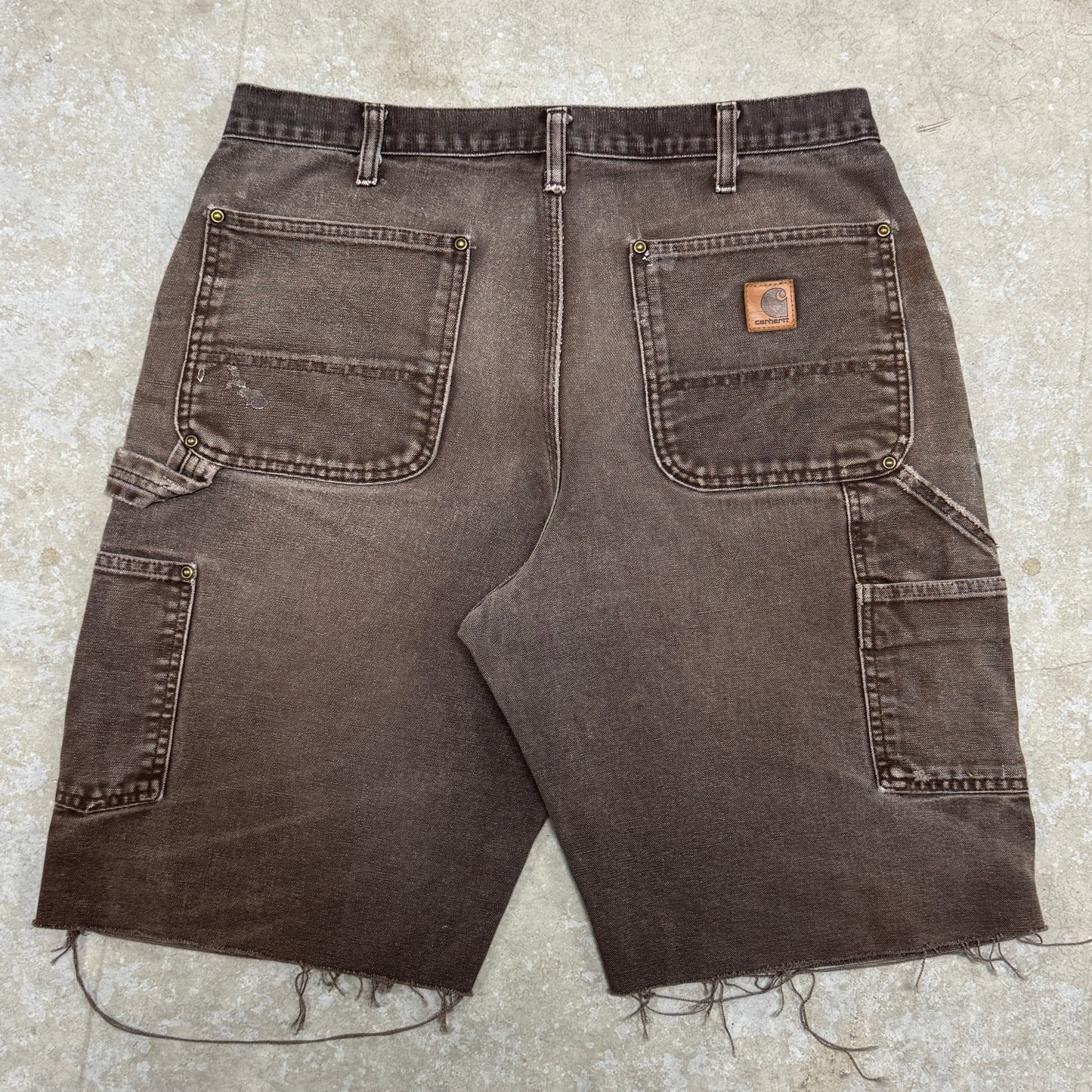 (32) Vintage Carhartt Double Knee Shorts