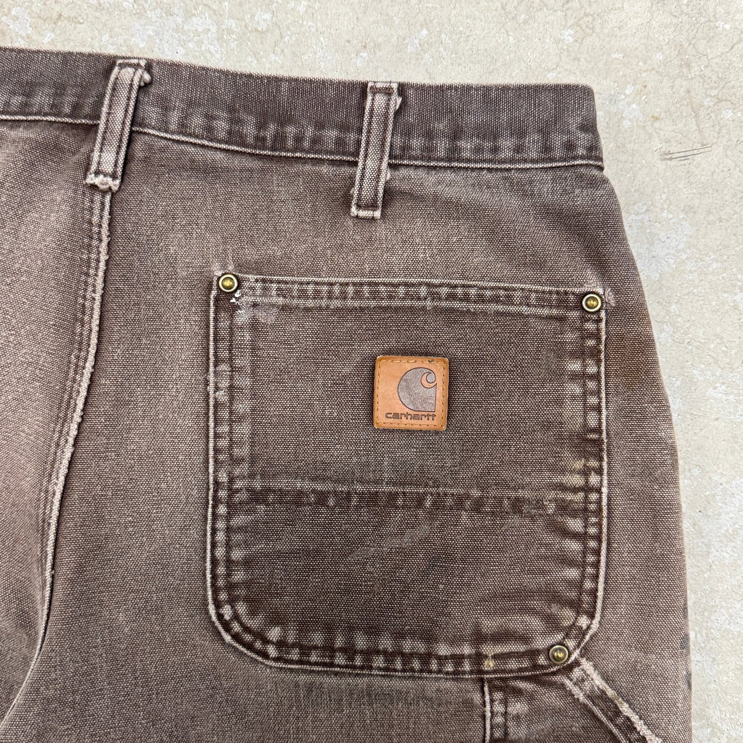 (32) Vintage Carhartt Double Knee Shorts