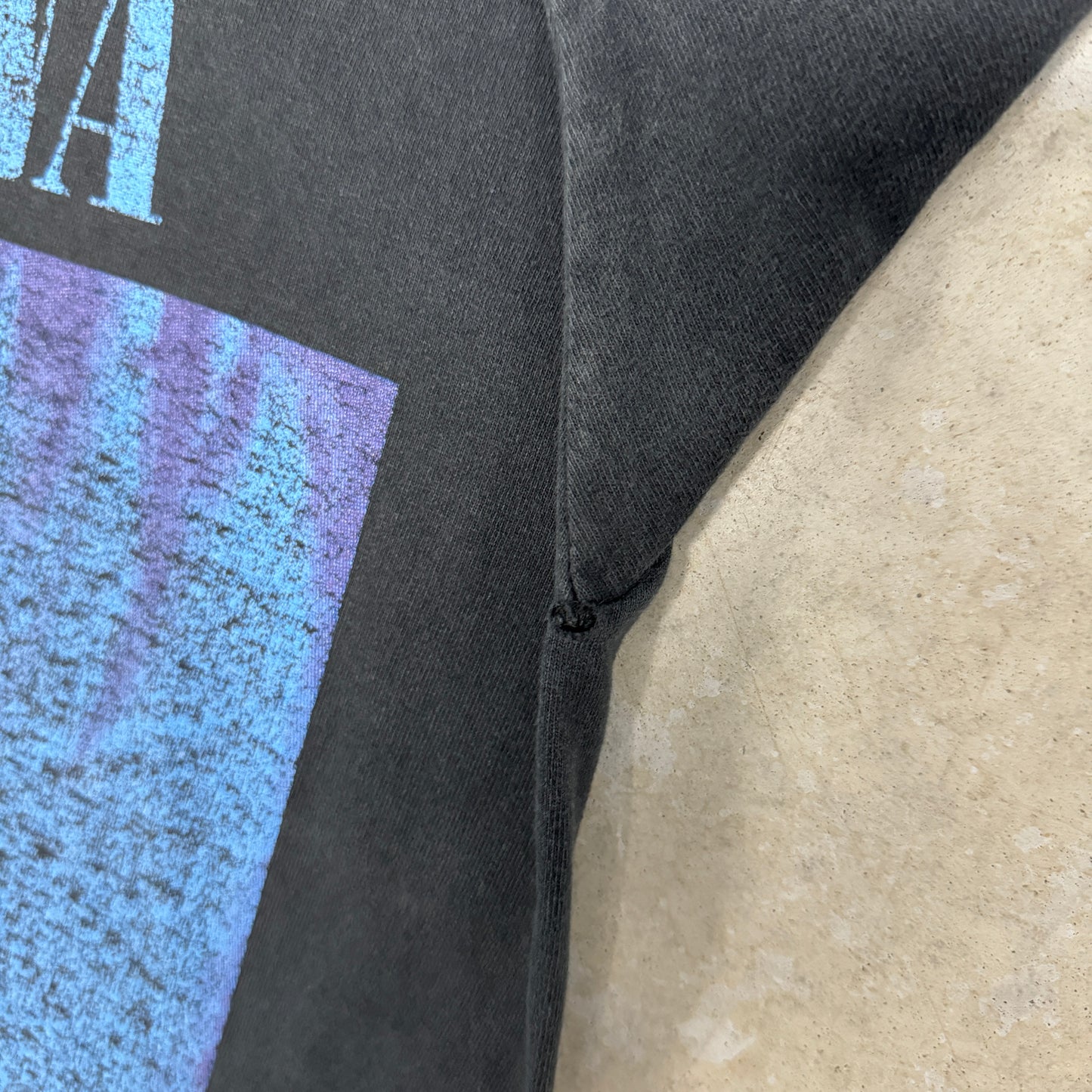 (M/L) 90s Nirvana Sliver Shirt