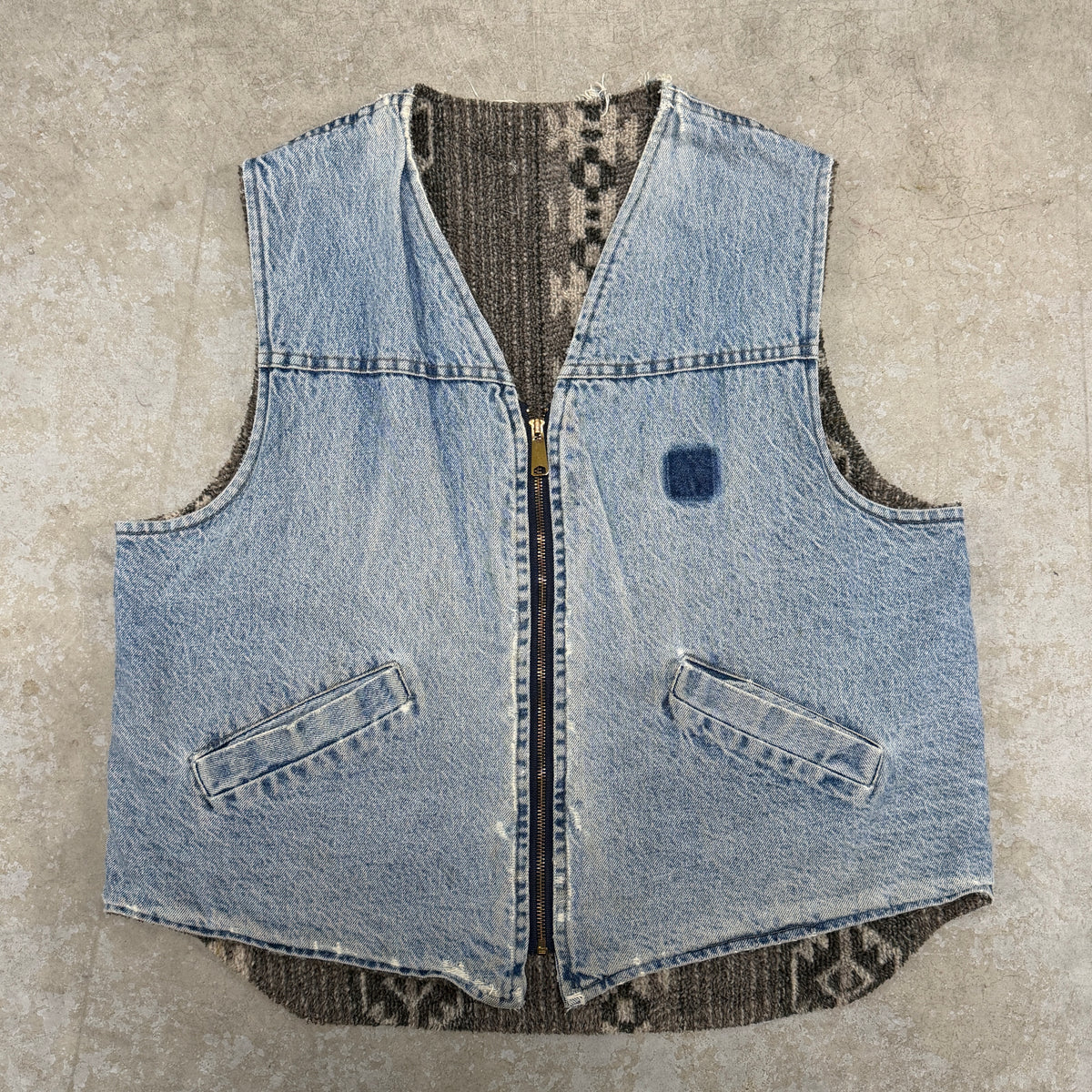 (XL) 90s Carhartt Aztec Vest