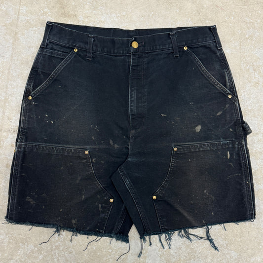 (32) Thrashed Carhartt Double Knee Shorts