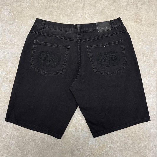 (38) Vintage Ecko Jean Shorts