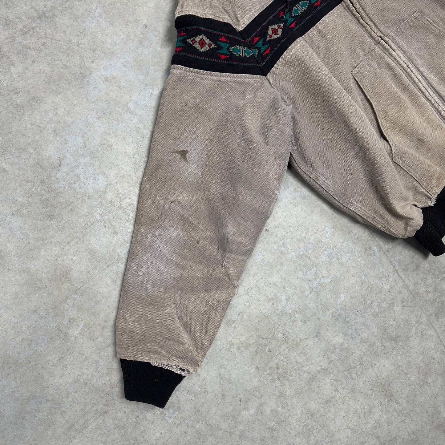(L/XL) 90s Carhartt Aztec Jacket