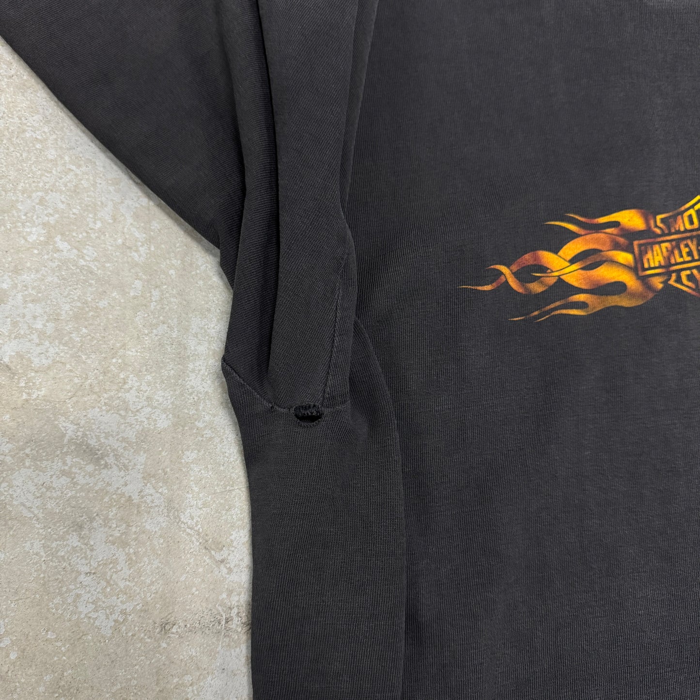 (L) 1999 Harley Davidson Flame Longsleeve Australia