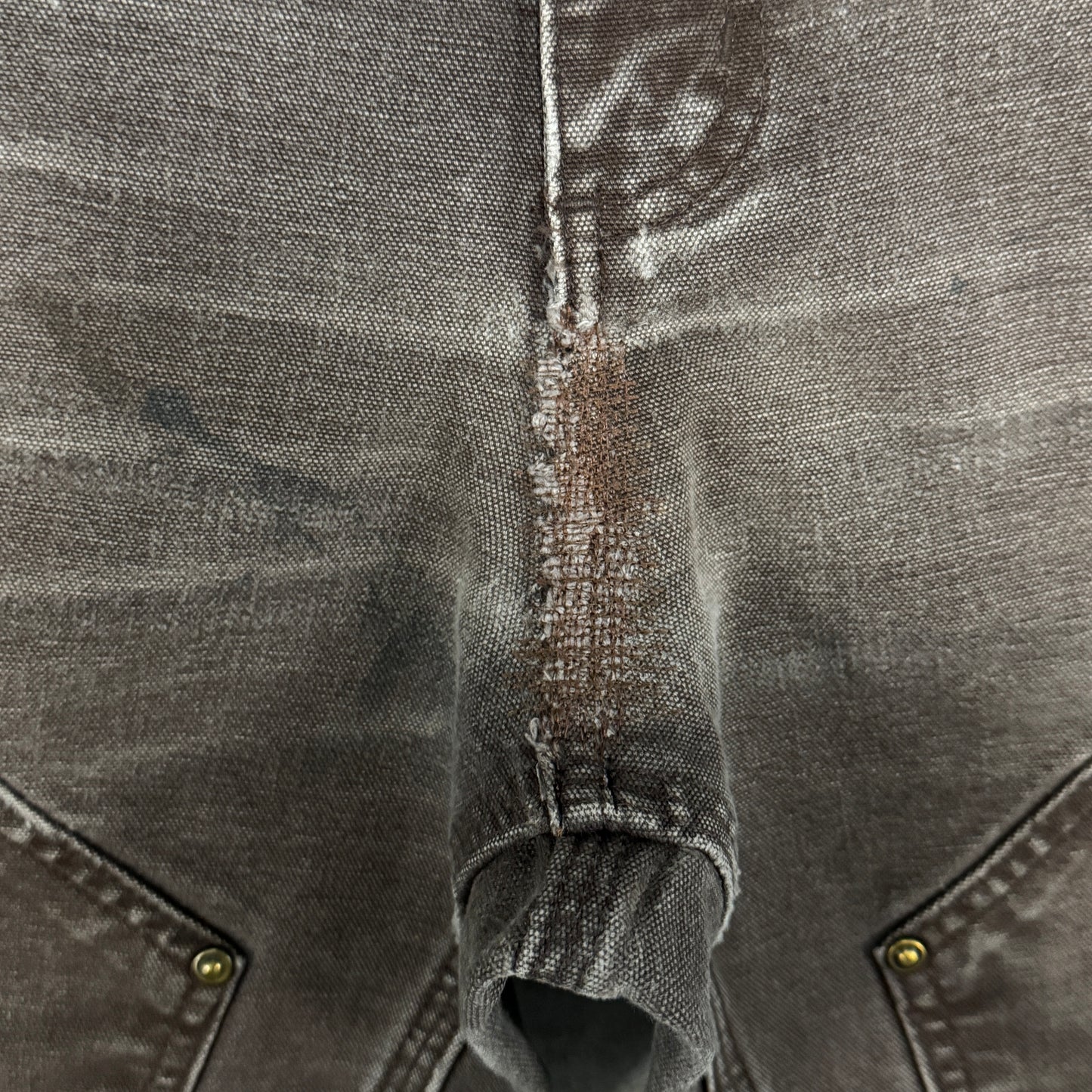 (32) Vintage Carhartt Double Knee Shorts