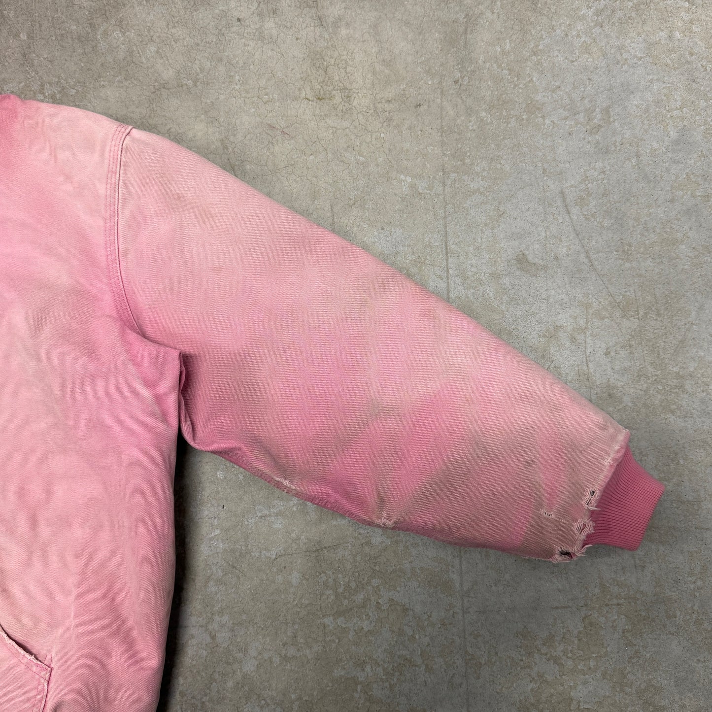 (M) Distressed Vintage Carhartt Jacket Pink