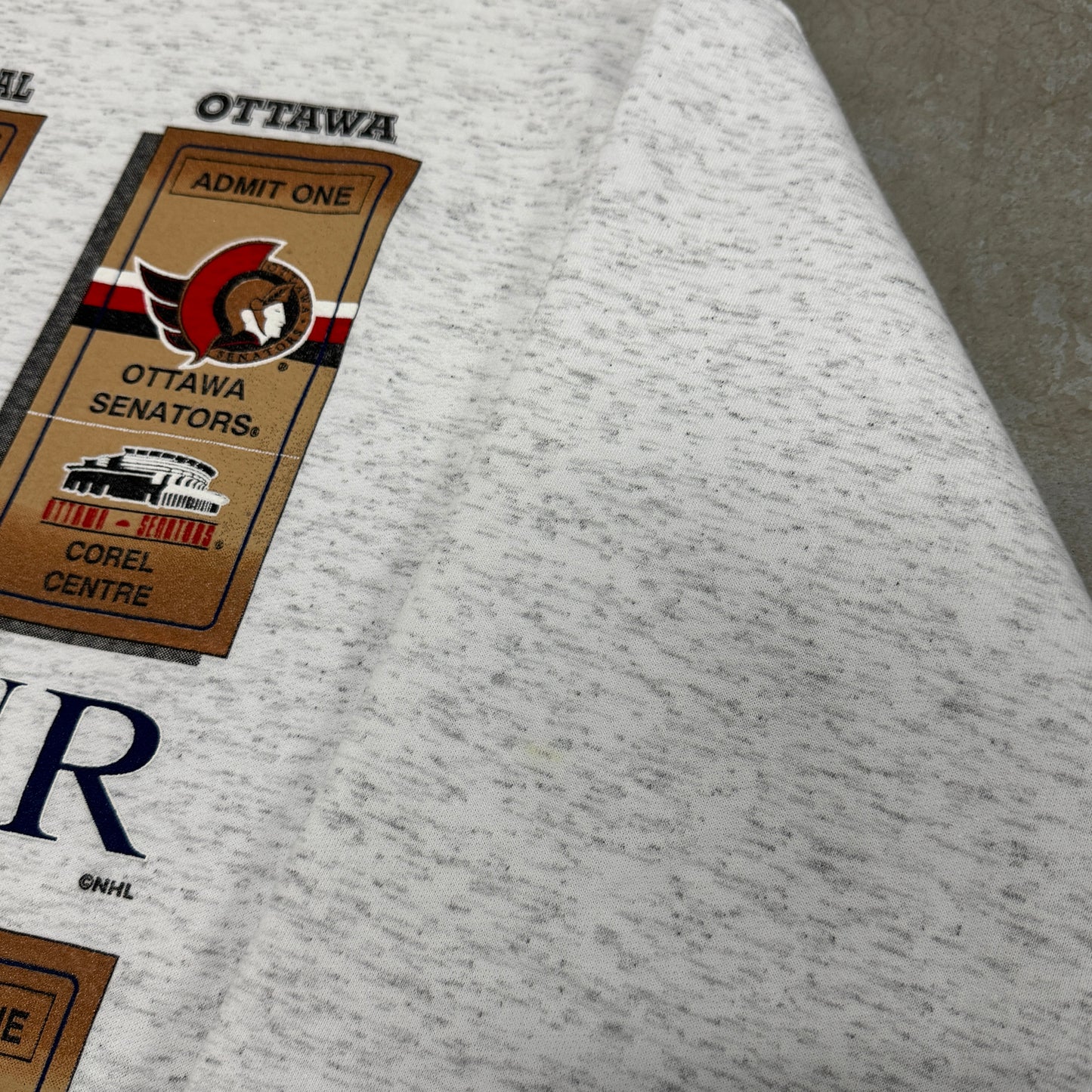 (L) Vintage Canadian Tour NHL Crewneck